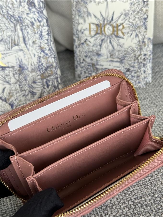 2025228Y270P182135333