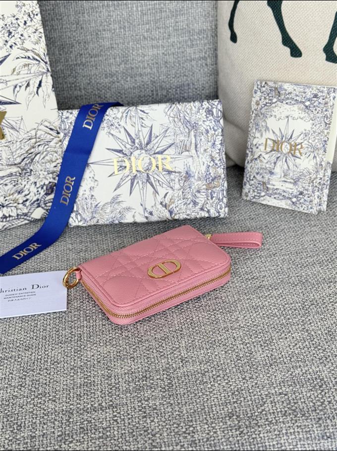 2025228Y270P182135520