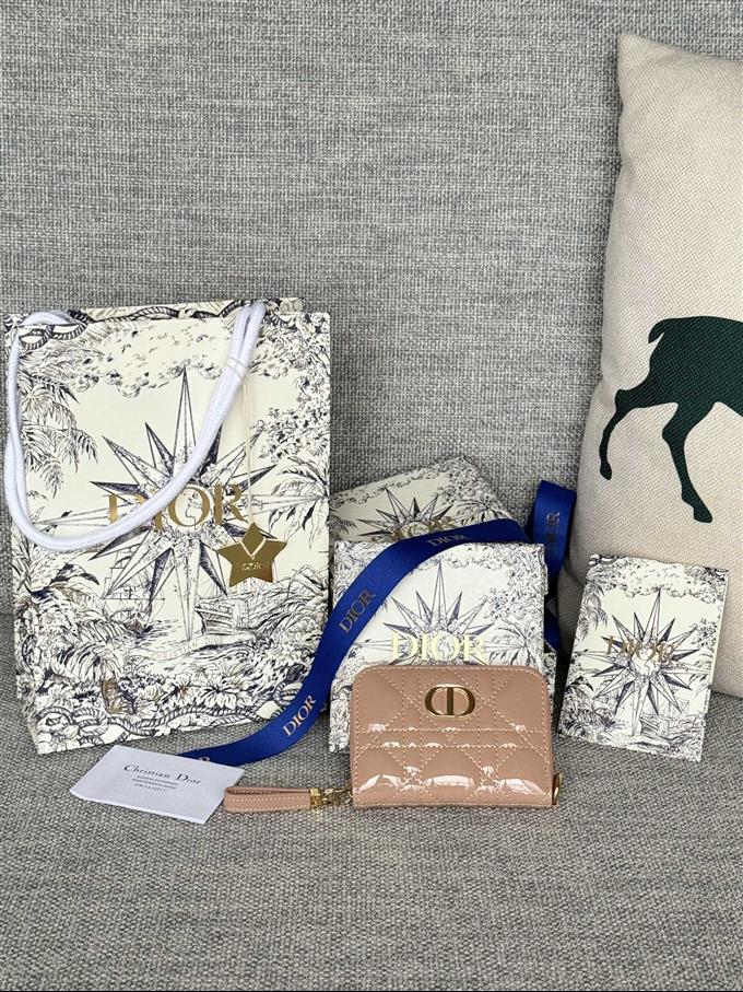 2025228Y270P182136517