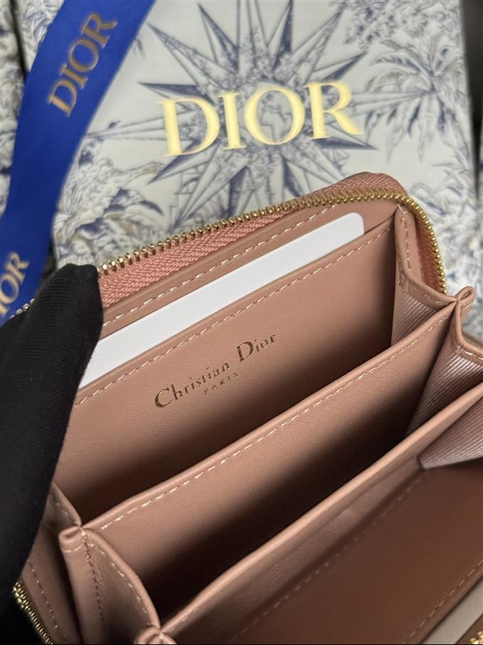 2025228Y270P182136628