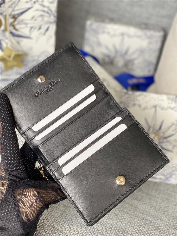 2025228Y310P203710425