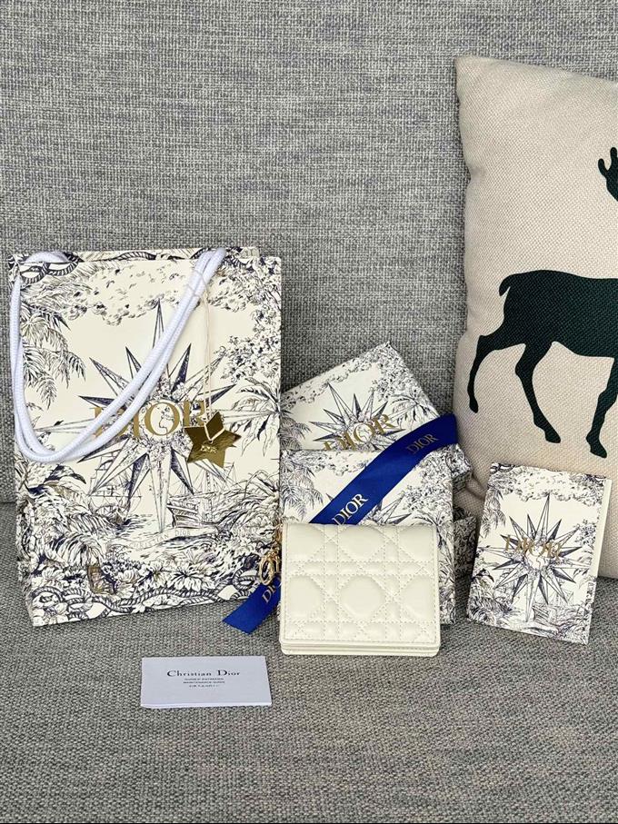 2025228Y310P20379642