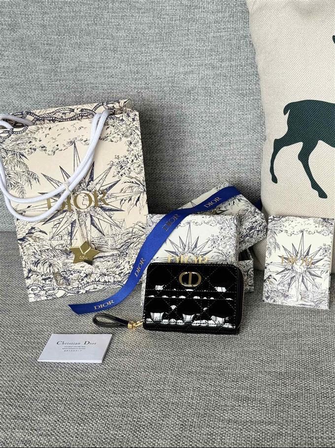 2025228Y330P203710916