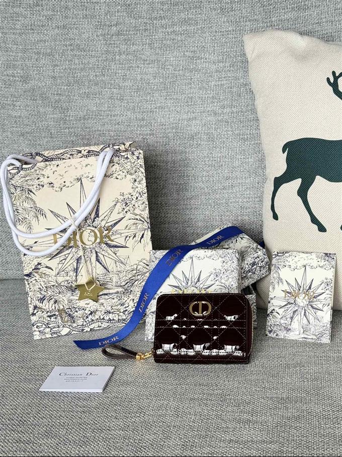 2025228Y330P203711763