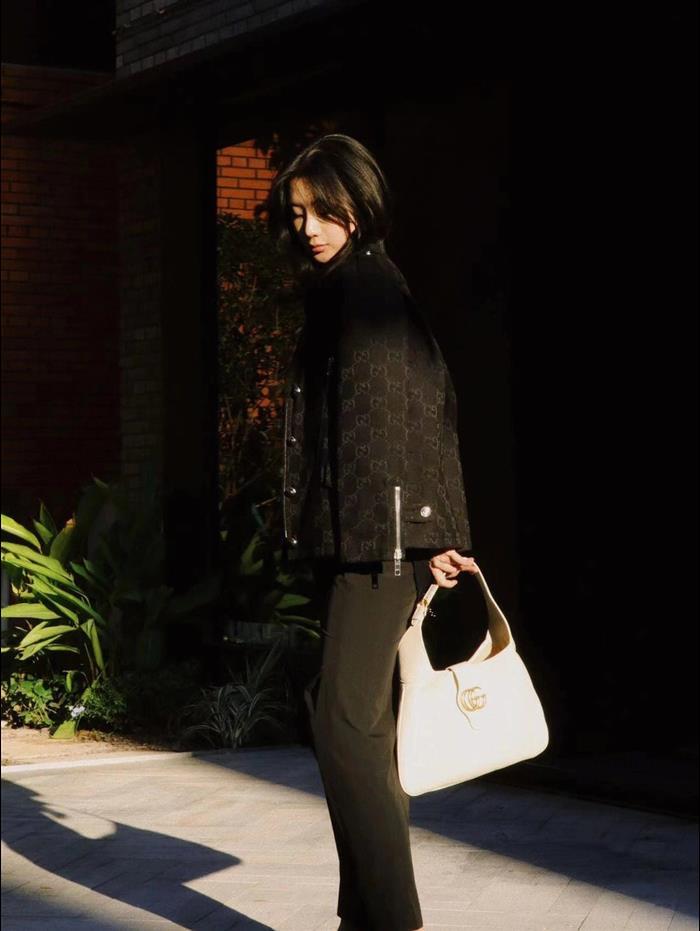 2025210C726274N20215619