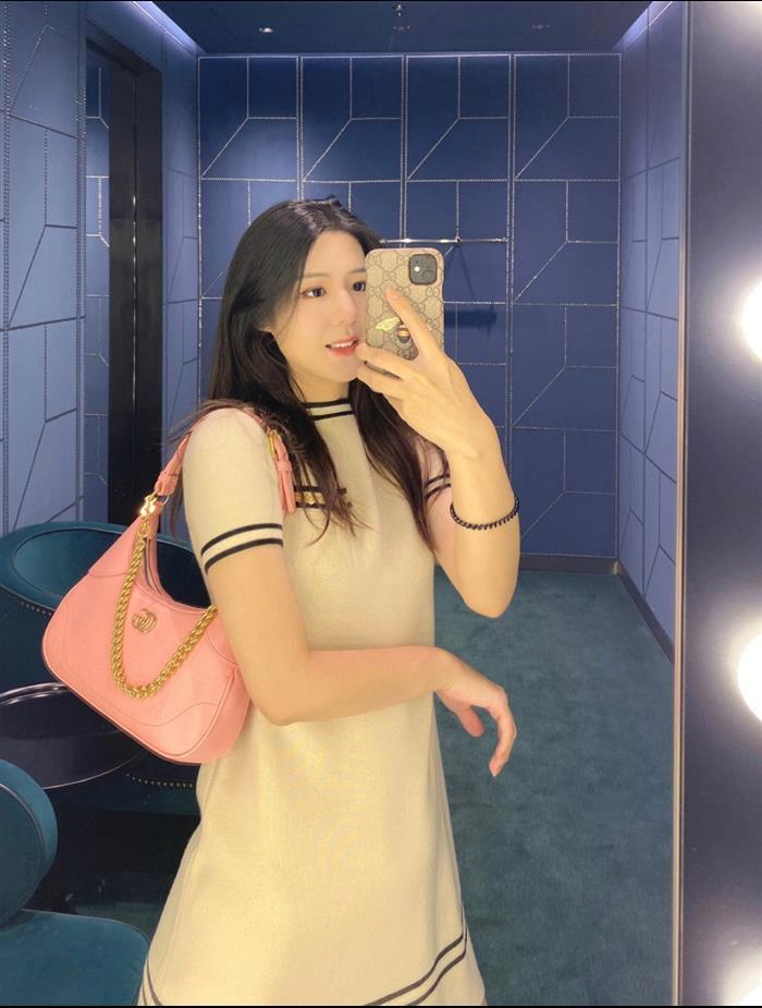 2025210C731817N202158570