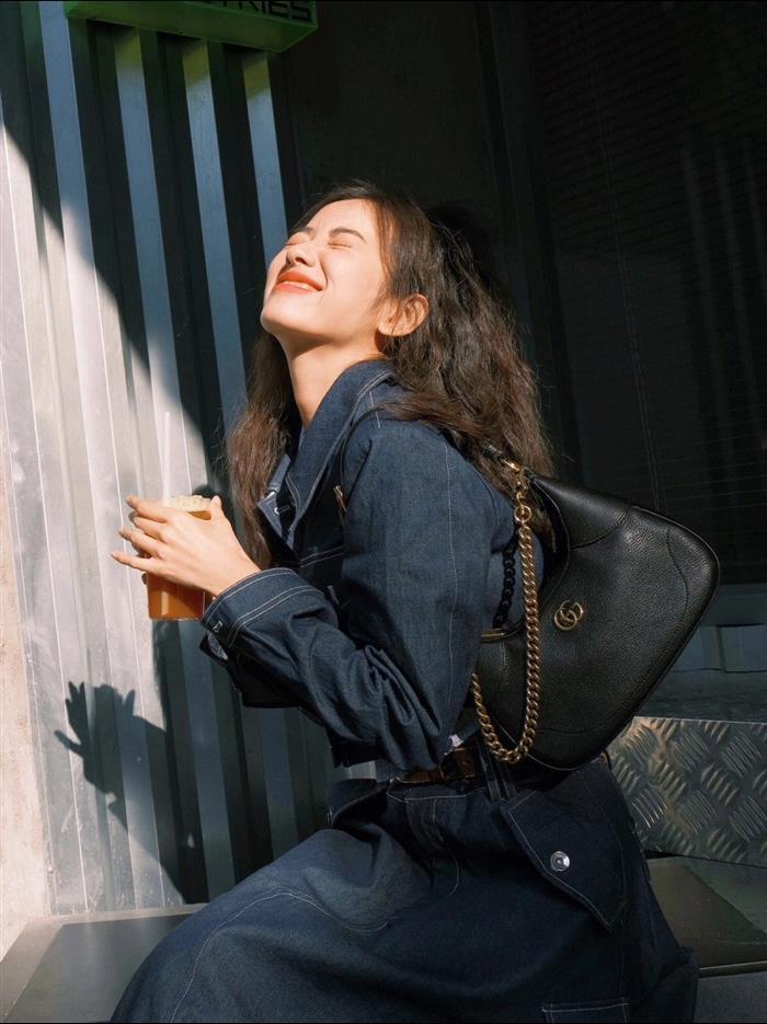 2025210C731817N202159178