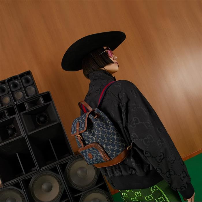 2025210C674147N201240407