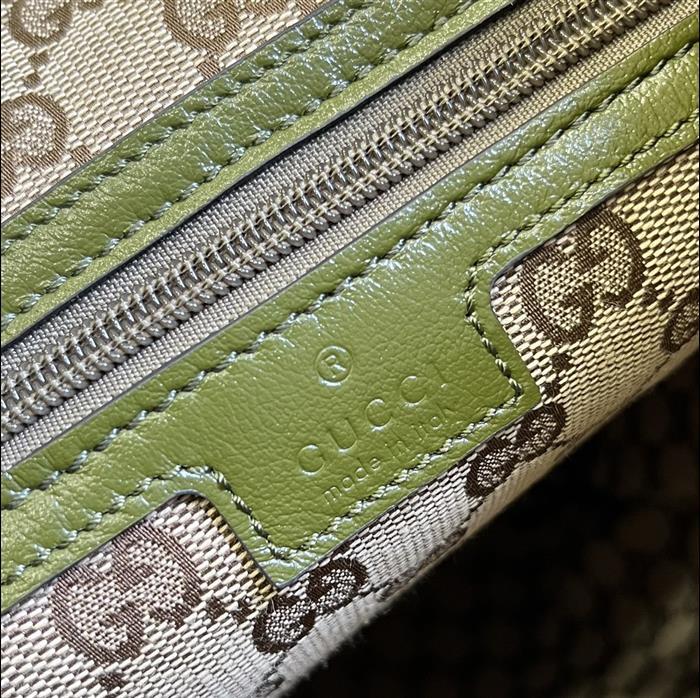 2025210C725657N201242255