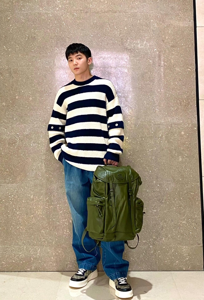 2025210C725657N201242488