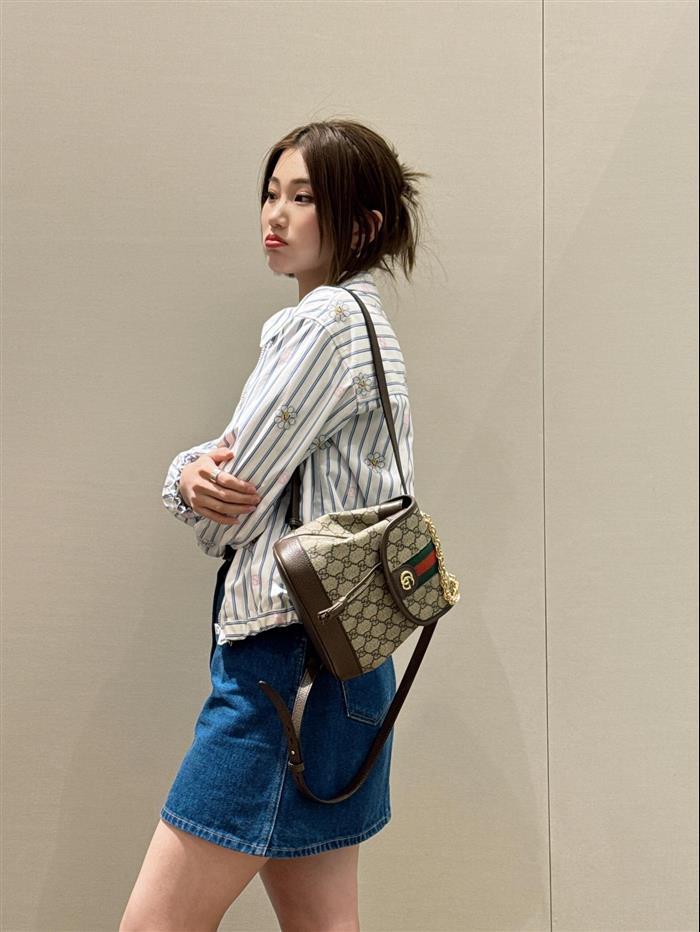 2025210C795221N2019218