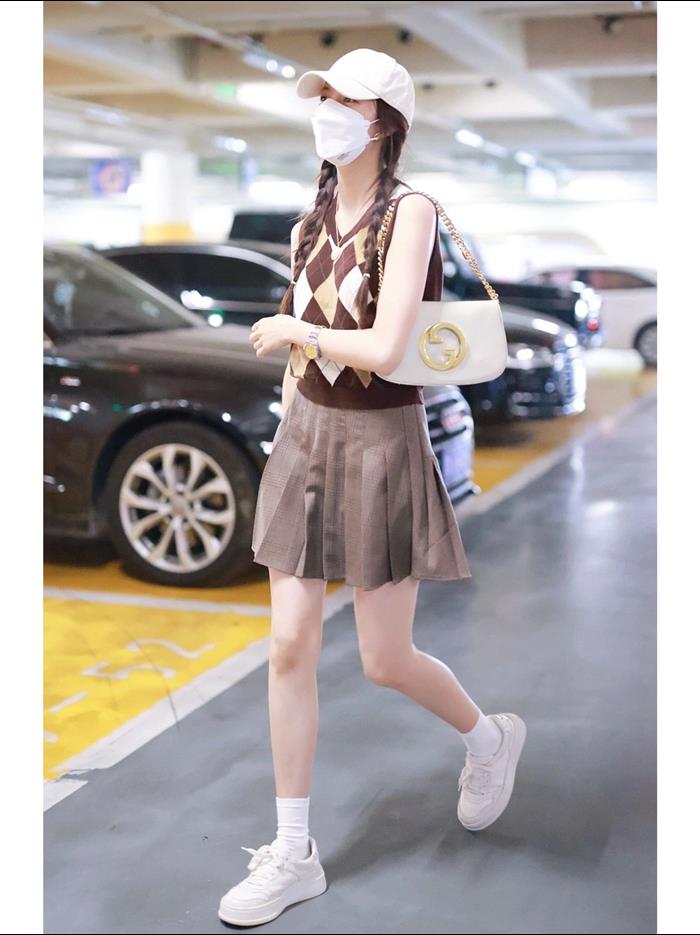 2025210C699268N20211393