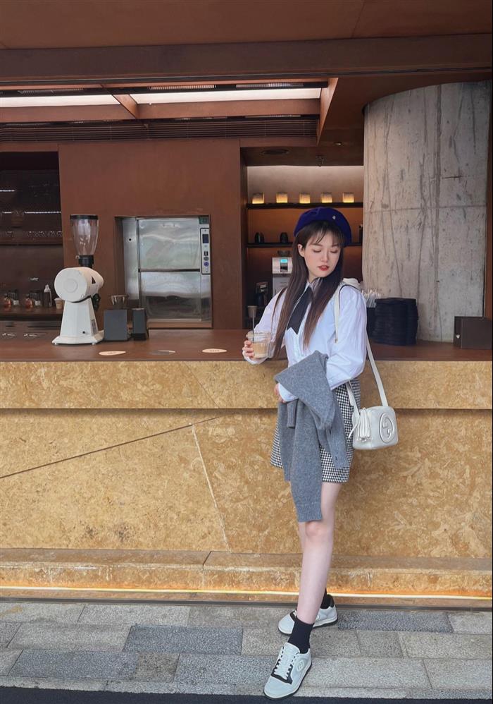 2025210C742360N20212250