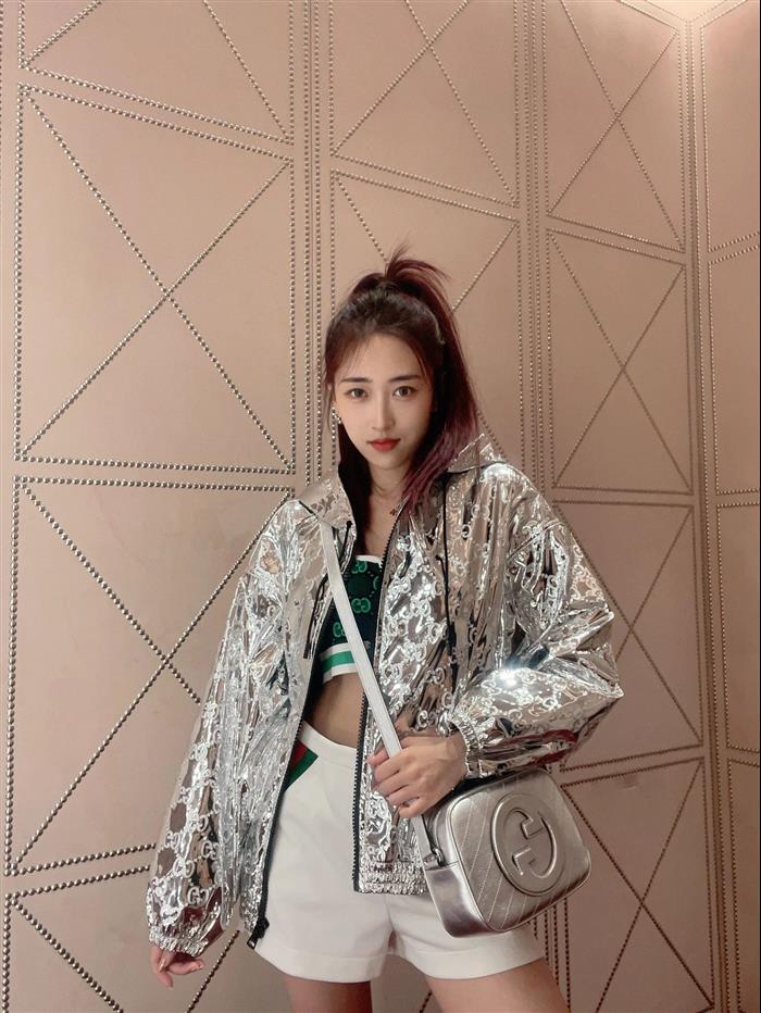 2025210C742360N20212396