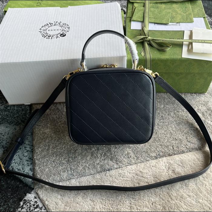 2025210C744434N202124372