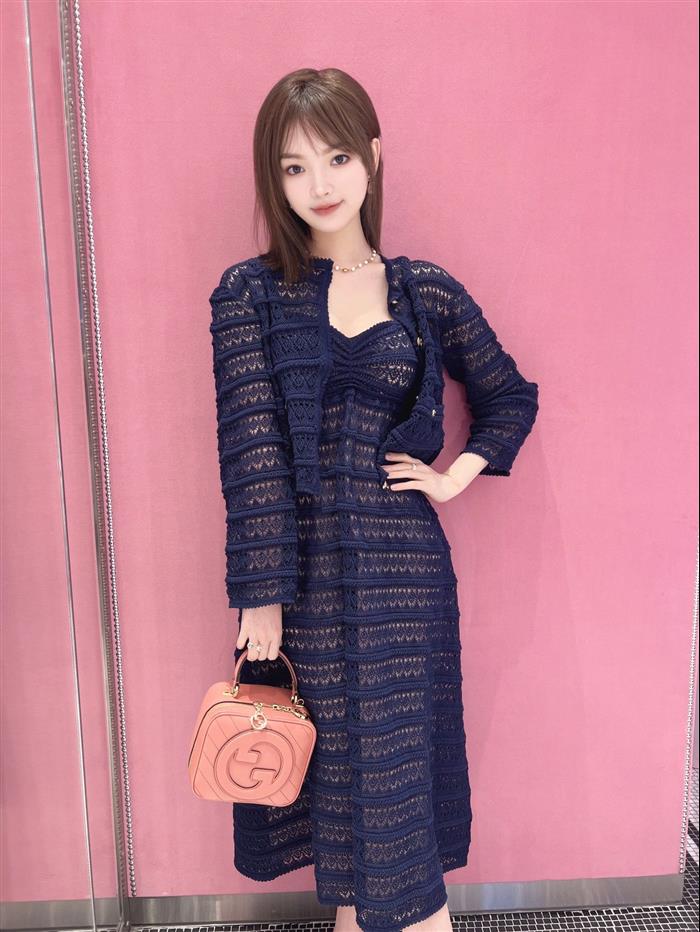 2025210C744434N202125575