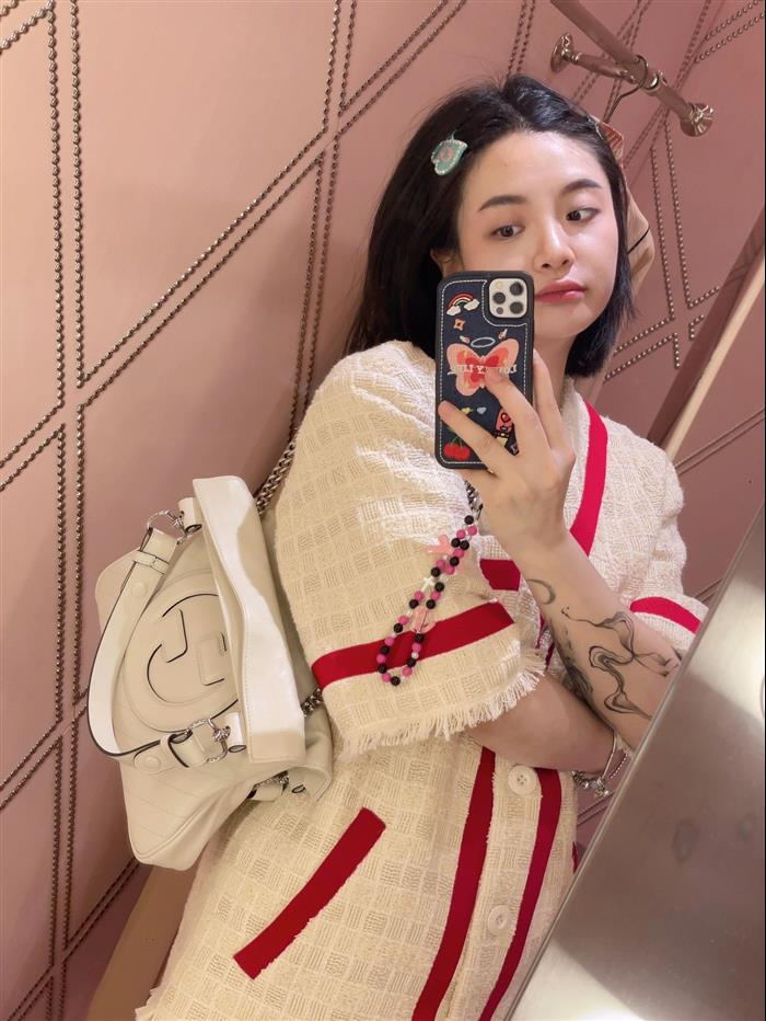 2025210C751518N202126567