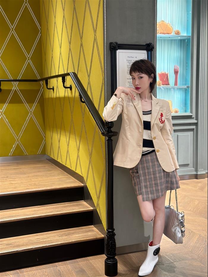 2025210C751518N202127397