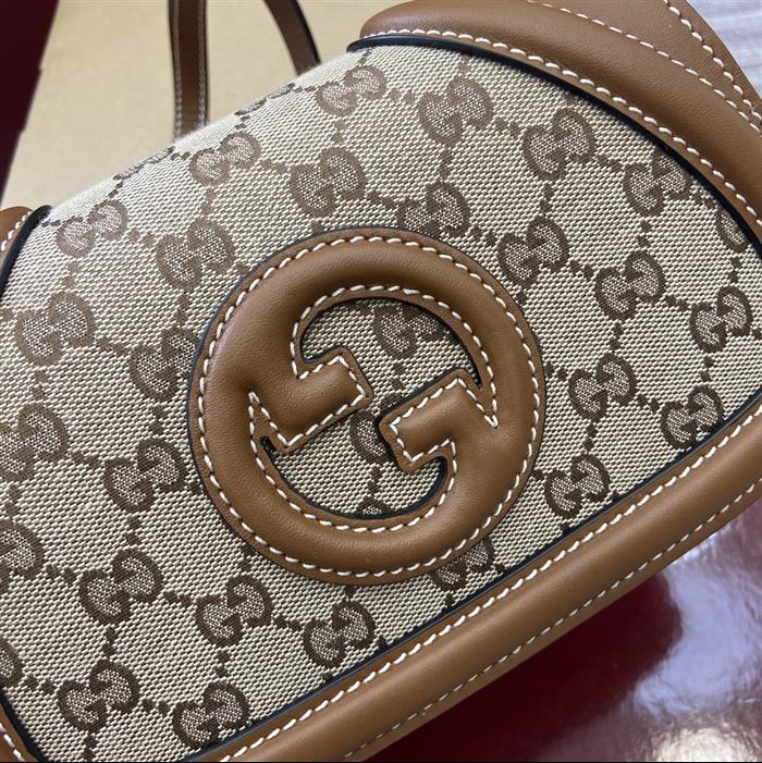 2025210C815700N203029789