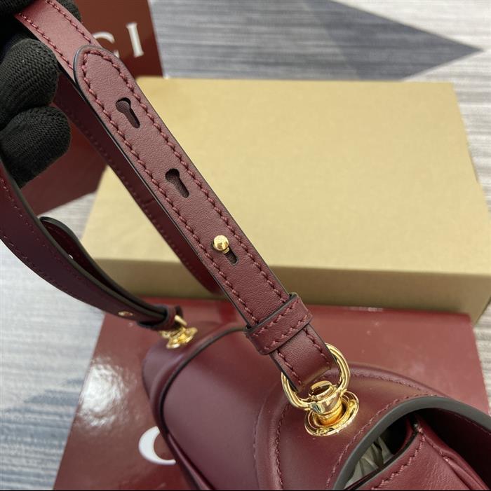 2025210C815700N20303120