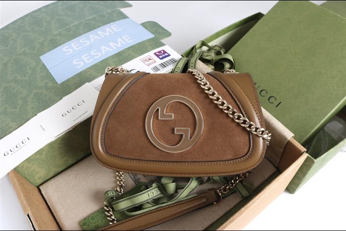 2025210C815711N202134114