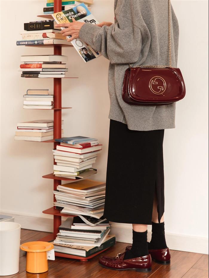 2025210C815715N202136710