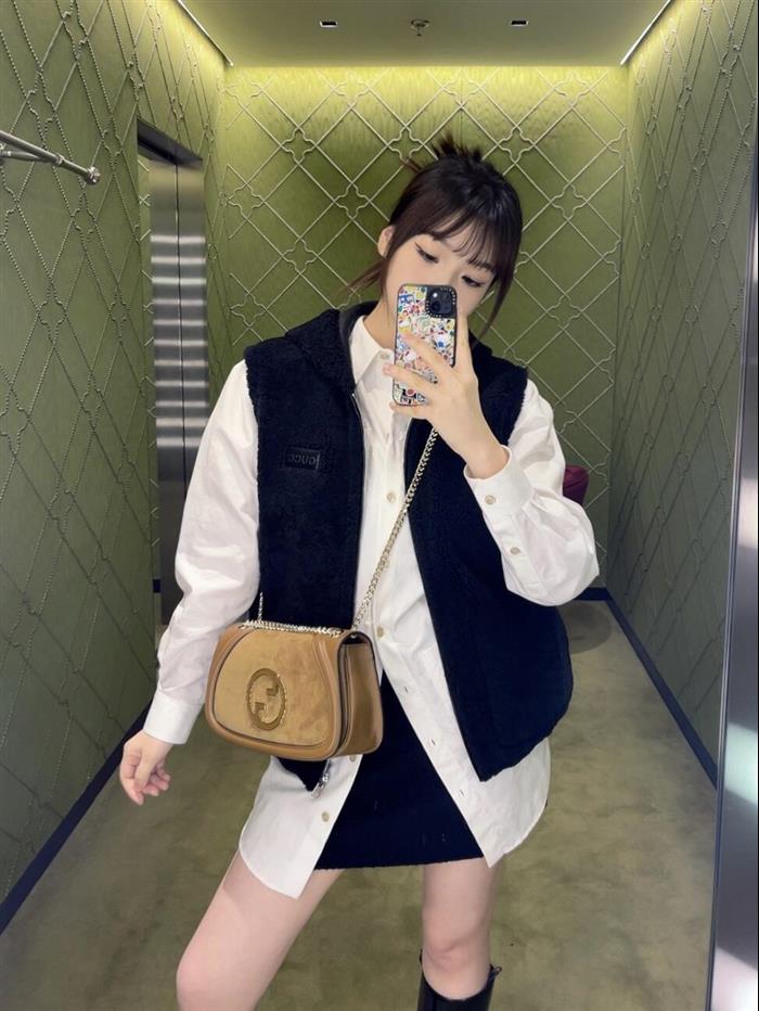 2025210C815715N202138249