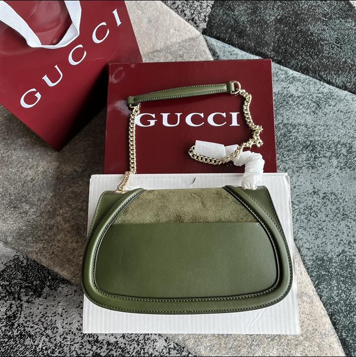 2025210C815715N202138738