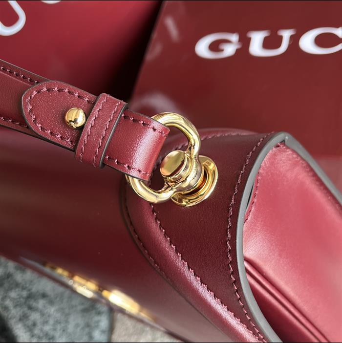 2025210C815719N202142618