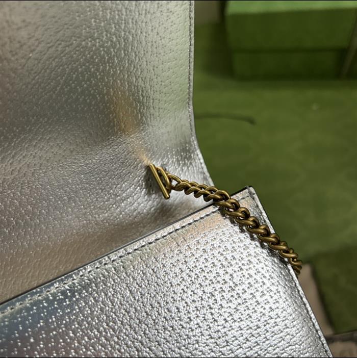 2025210C696817N202044457