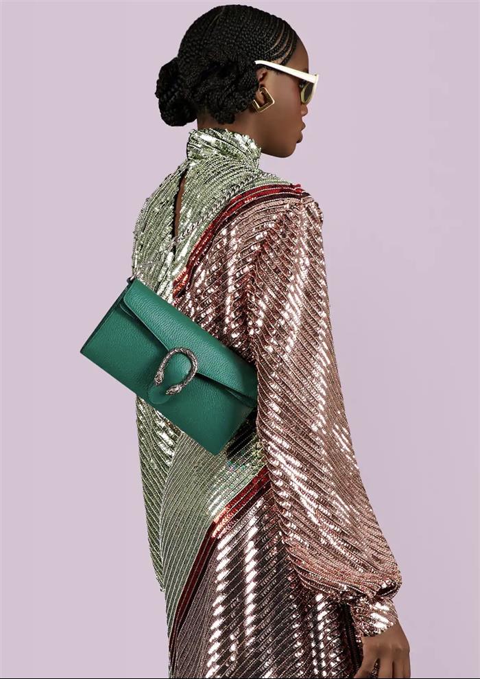 2025210C731782N20195325