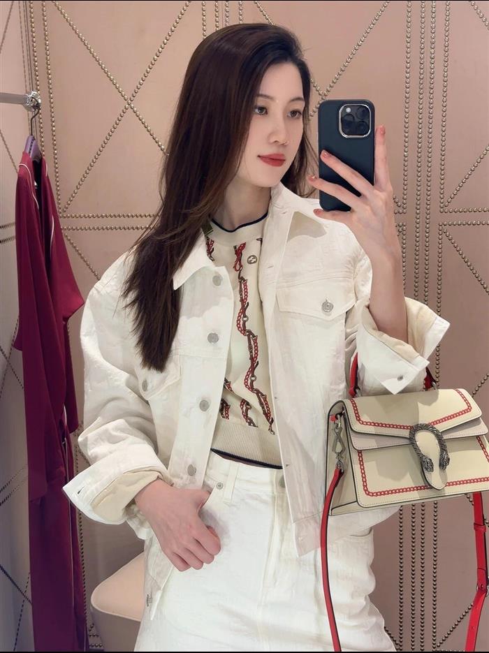 2025210C739496N20195701