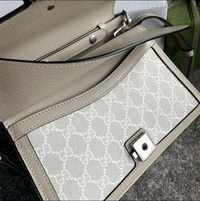 2025210C739496N20196611