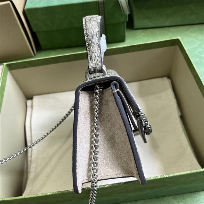 2025210C752029N20197460