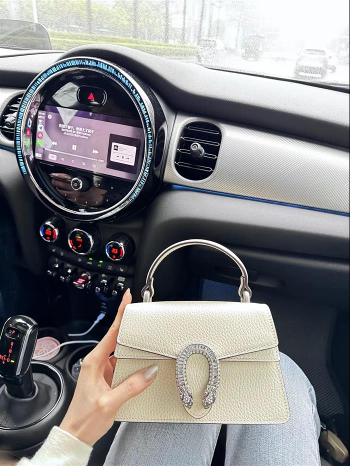 2025210C752029N2019766