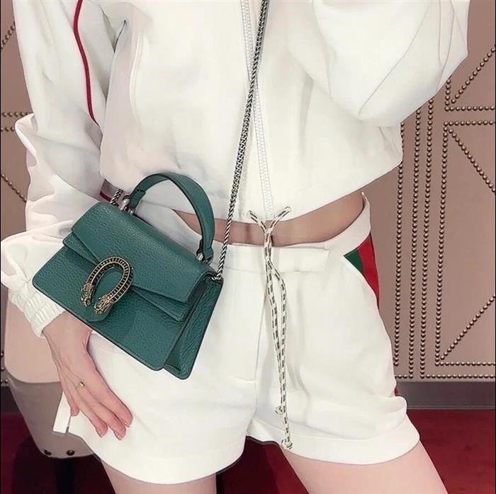 2025210C752029N2019797