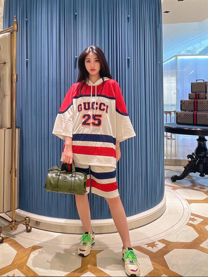 2025210C725701N202152527