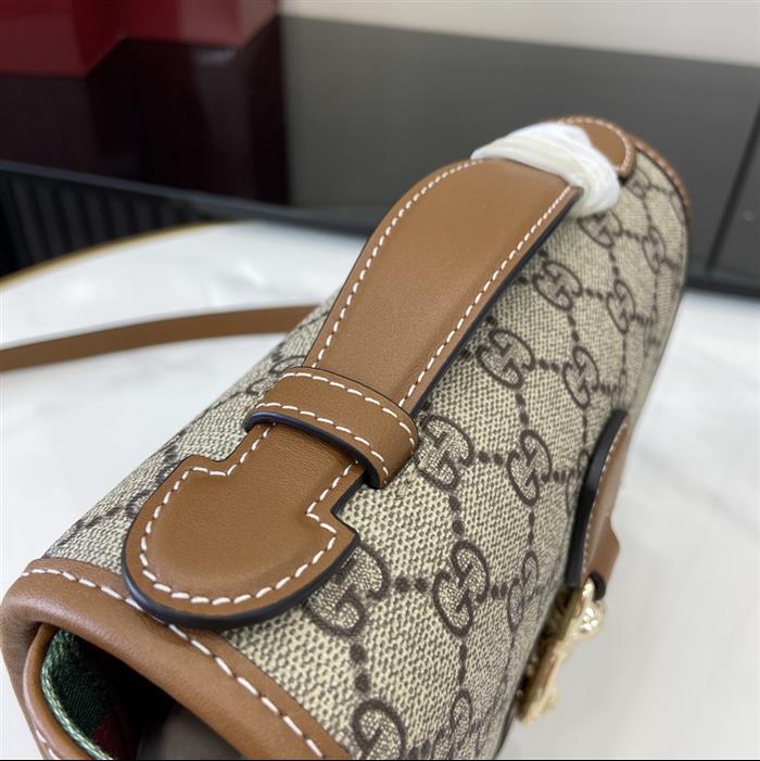 2025210C815211N202224112