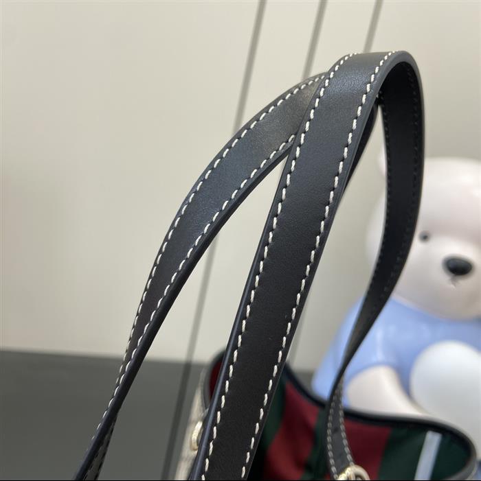 2025210C815212N202224581