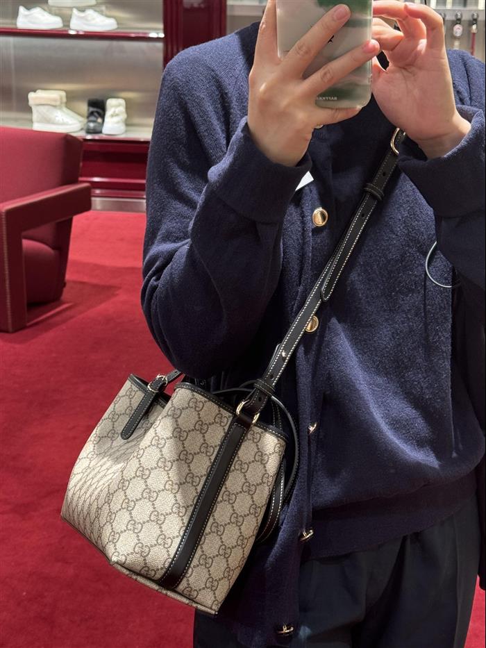 2025210C815214N202225785