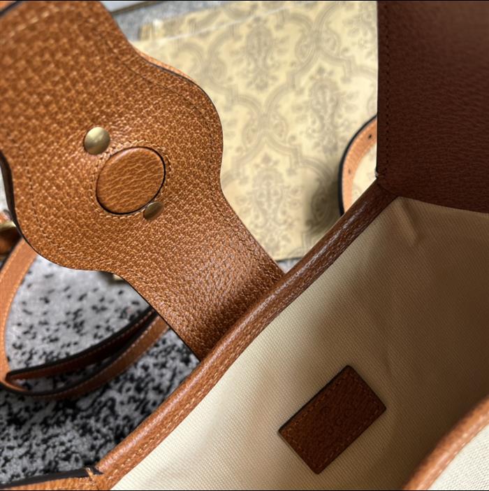 2025210C735106N201248554