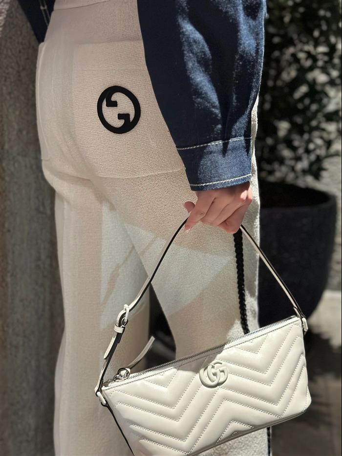 2025210C739166N201249381