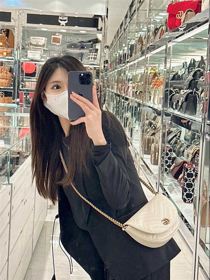 2025210C746431N201813744