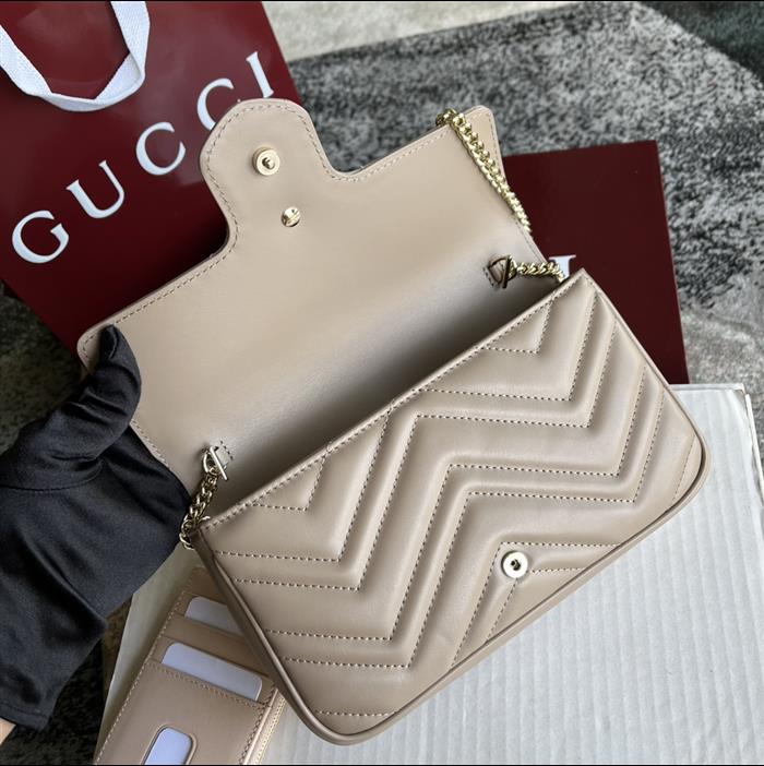 2025210C751526N201815841