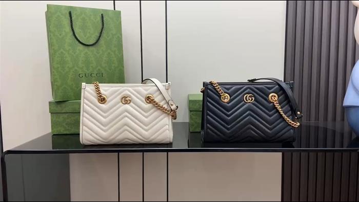 2025210C779727N201817872