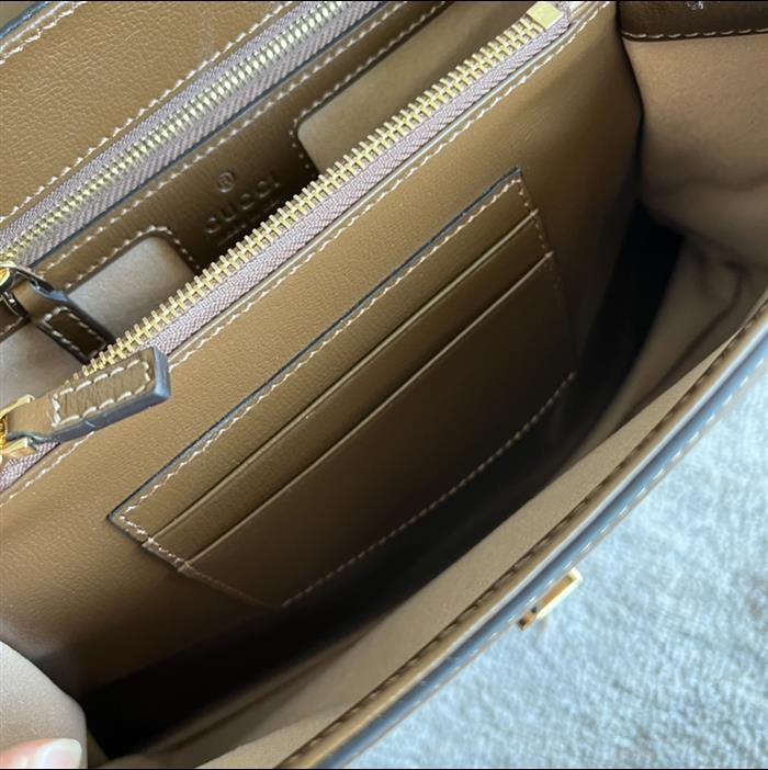 2025210C702049N201955239