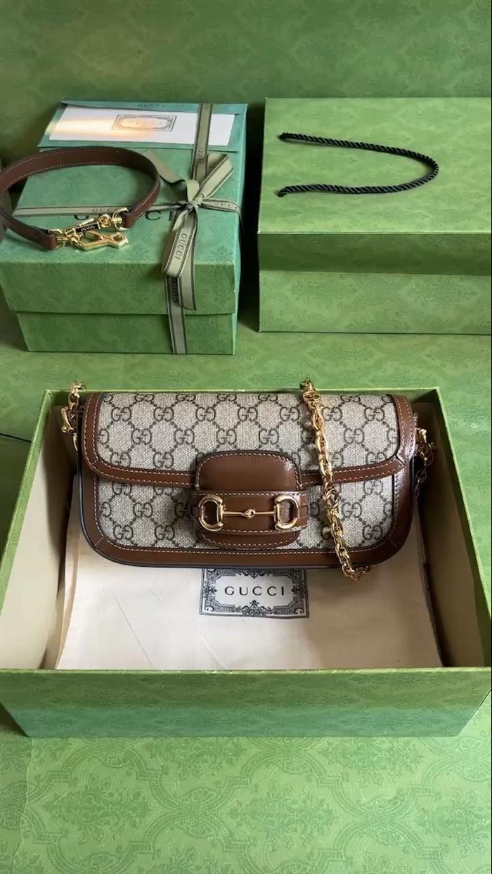 2025210C735178N201958401