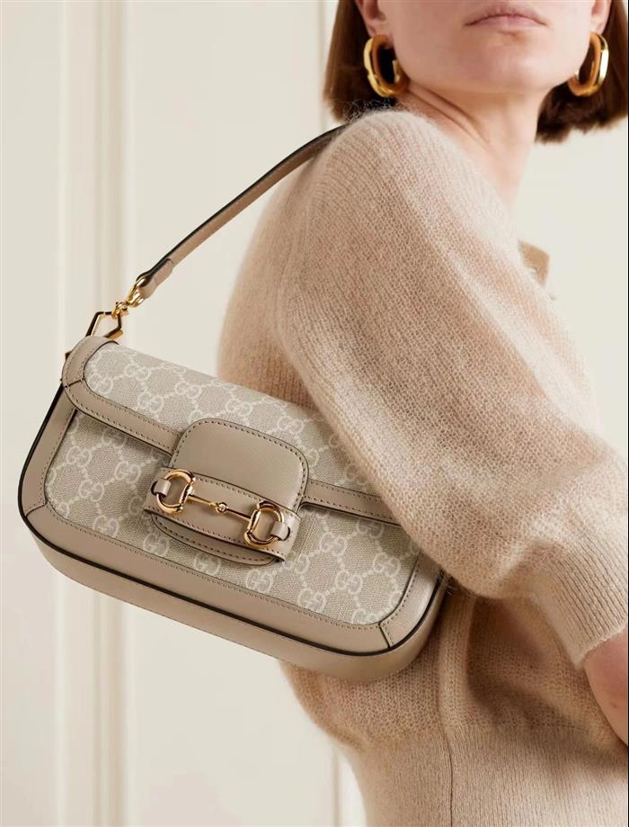 2025210C735178N201958433