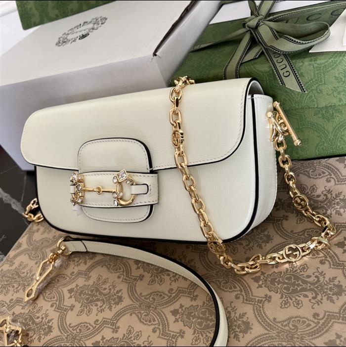 2025210C735178N201959571