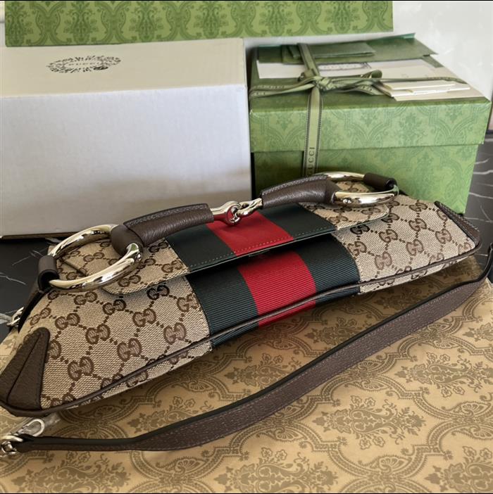 2025210C764255N20202124